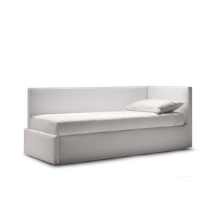 sofa bed / contemporary / leather / fabric
