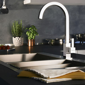 chromed metal mixer tap / steel / kitchen / 1-hole