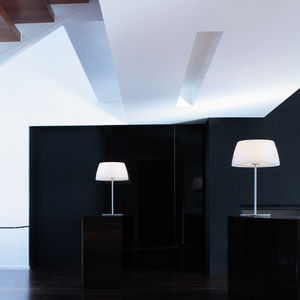 table lamp / contemporary / painted metal / polyethylene