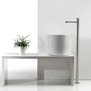 countertop washbasin / round / ceramic / contemporary