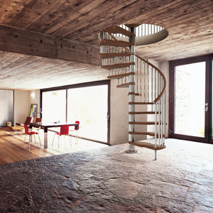 spiral staircase / metal frame / wooden steps / without risers