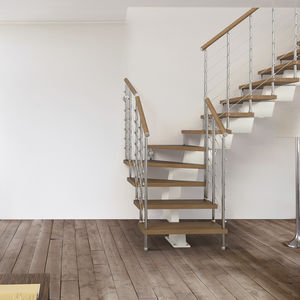 quarter-turn staircase / steel frame / wooden steps / without risers