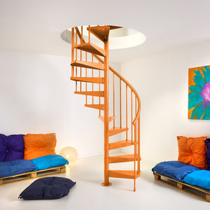 spiral staircase / metal steps / metal frame / without risers
