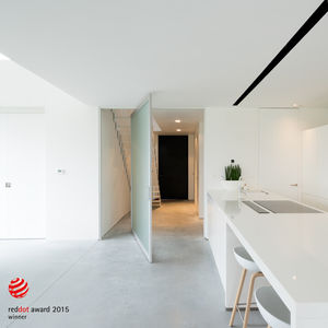 interior door / pivoting with offset axis / pivoting with central axis / glass