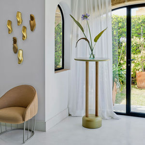 contemporary pedestal / wooden