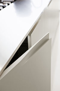 kitchen base cabinet / free-standing