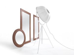 wall-mounted mirror / traditional / rectangular / leather