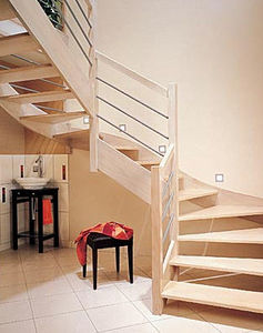 half-turn staircase / wooden steps / wooden frame / without risers