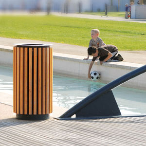 public trash can / wooden / contemporary