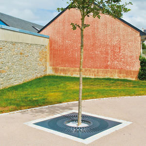 steel tree grate / square