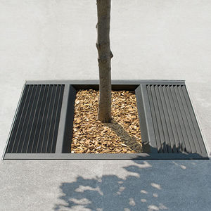 steel tree grate / square