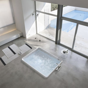 acrylic bathtub / hydromassage / chromotherapy