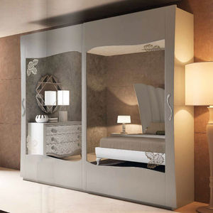 classic wardrobe / wooden / lacquered wood / sliding door