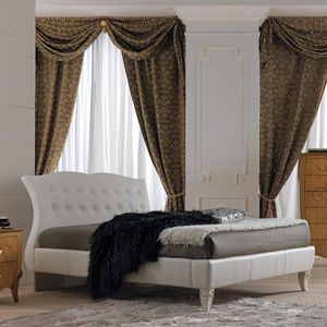 double bed / traditional / with upholstered headboard / upholstered