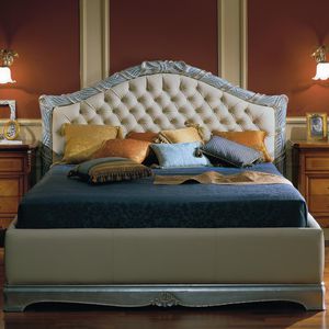 double bed / classic / with upholstered headboard / upholstered