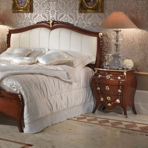 bedside table / classic / wooden