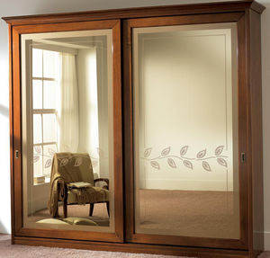 traditional wardrobe / lacquered wood / sliding door / mirrored