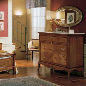 traditional chest of drawers / wooden / brown