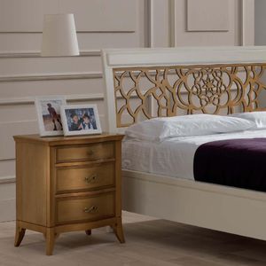traditional bedside table / lacquered wood / with drawer