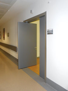 unlocking push-button / latching / door