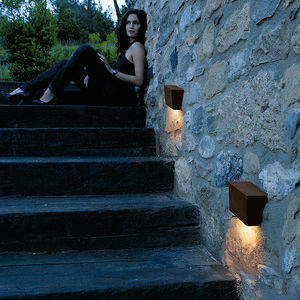 contemporary wall light / outdoor / aluminum / methacrylate
