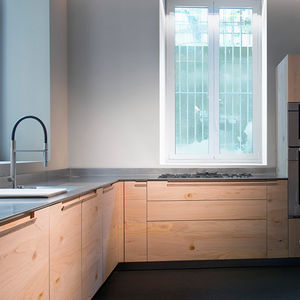 contemporary kitchen / beech / steel / L-shaped
