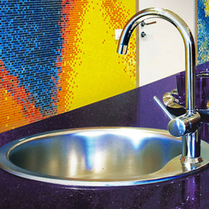 indoor tile / wall / terrazzo / polished