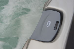 portable hot tub / square / 5-seater / 4-seater