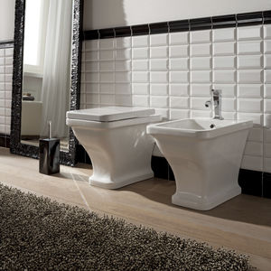 free-standing toilet / ceramic