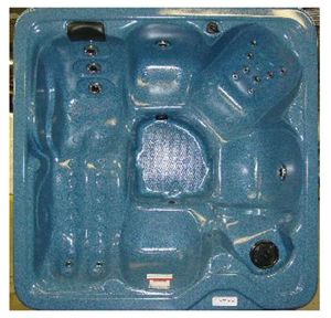 built-in hot tub / square / 5-seater