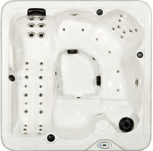 built-in hot tub / square / 5-seater