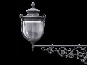 traditional wall light / outdoor / aluminum / lantern