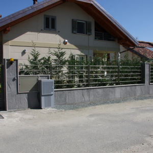 garden fence / with bars / concrete