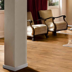 engineered parquet flooring / floating / varnished / strip