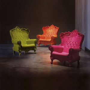 New Baroque design armchair / polyethylene / white / red