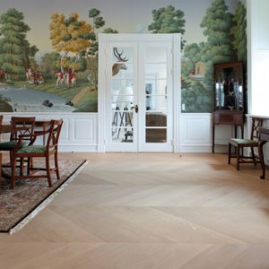 solid parquet floor / glued / nailed / oak