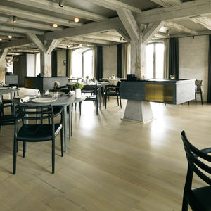 solid parquet floor / glued / nailed / oak