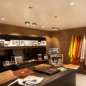 contemporary ceiling light / round / glass / aluminum