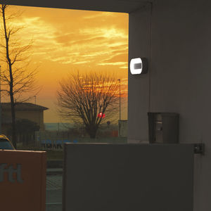 contemporary wall light / outdoor / polycarbonate / LED