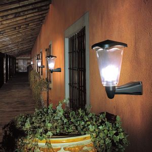 traditional wall light / outdoor / round / polycarbonate