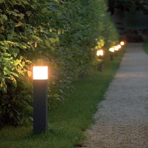 urban bollard light / contemporary / aluminum / acrylic glass