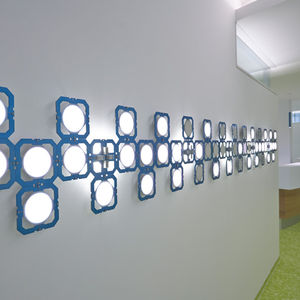 contemporary wall light / anodized aluminum / OLED / LED
