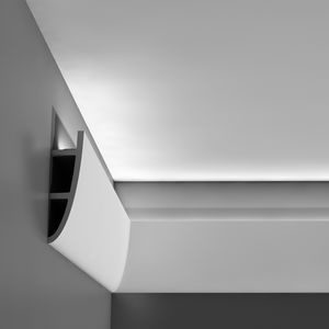 polyurethane molding / interior