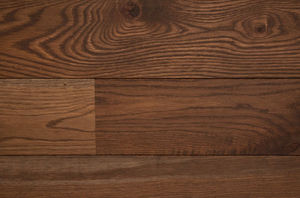 solid parquet flooring / oiled