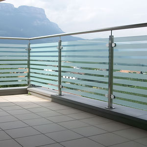 stainless steel railing / glass panel / outdoor / for patios