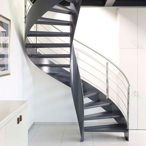 spiral staircase / metal steps / steel frame / without risers