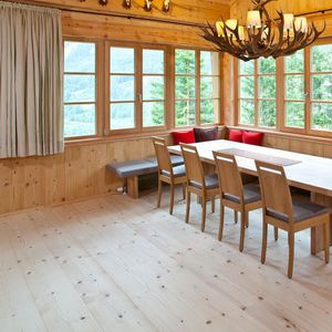 solid parquet flooring / glued / matte / strip