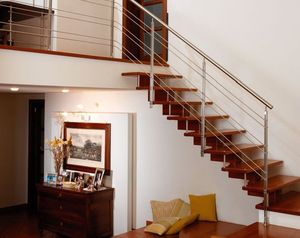 quarter-turn staircase / wooden frame / wooden steps / without risers