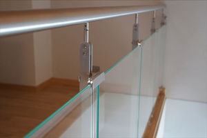 glass railing / with panels / indoor / for stairs