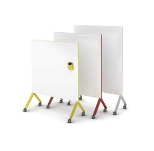magnetic board / wall-mounted / metal